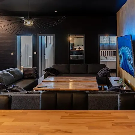 Apartment Old Pub In New Design For Up To 12 People Bochum