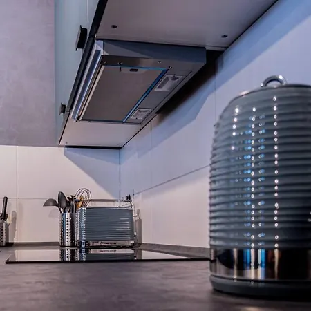 Old Pub In New Design For Up To 12 People Apartament *