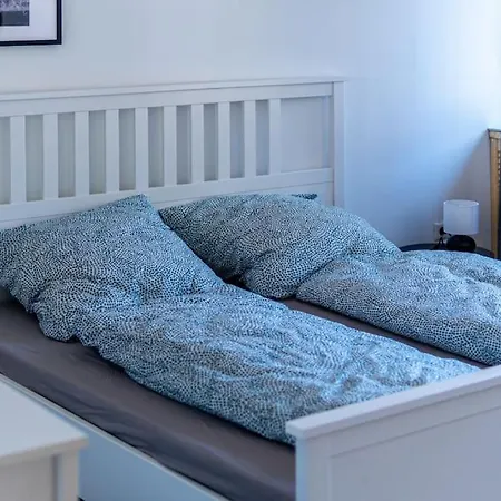 Old Pub In New Design For Up To 12 People Apartament Bochum