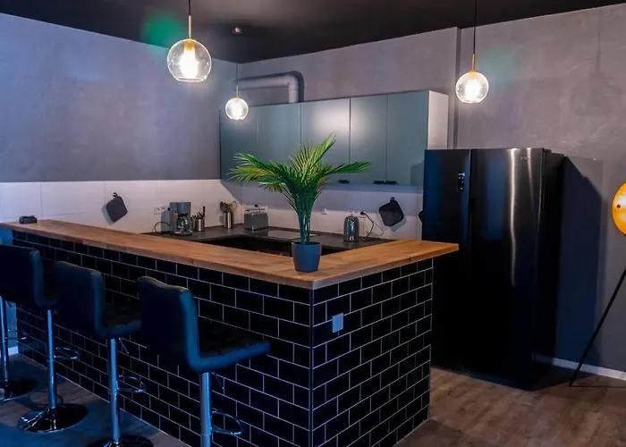 Old Pub In New Design For Up To 12 People Appartement *