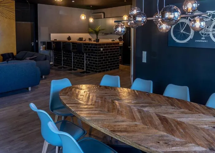 Old Pub In New Design For Up To 12 People * Bochum