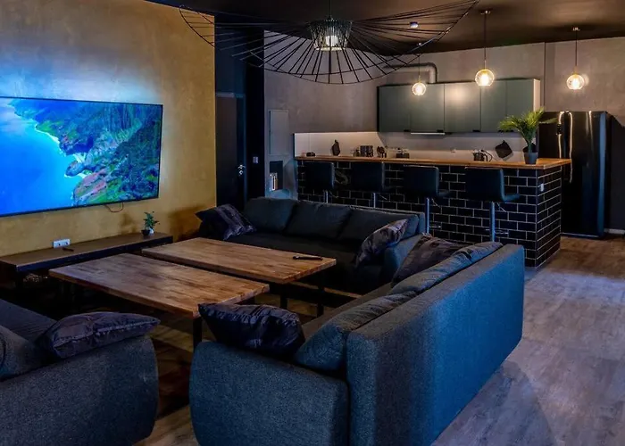 Old Pub In New Design For Up To 12 People Appartement