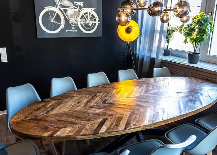 Old Pub In New Design For Up To 12 People * Bochum