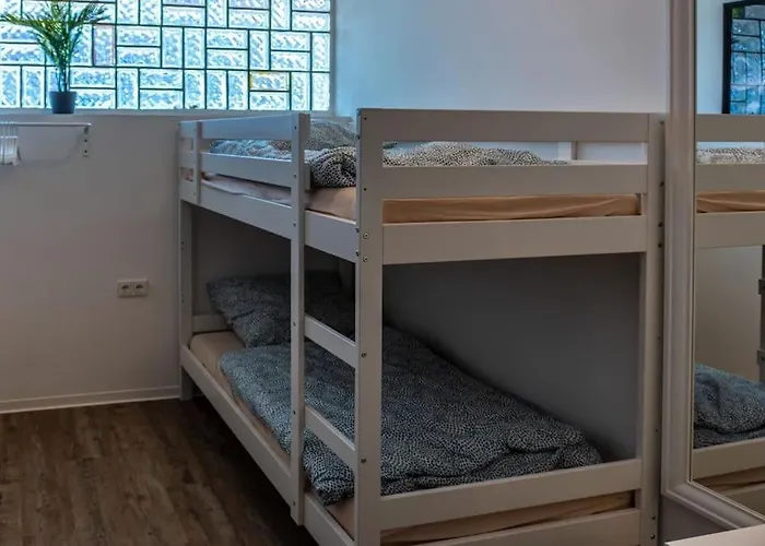 Old Pub In New Design For Up To 12 People Appartement Bochum