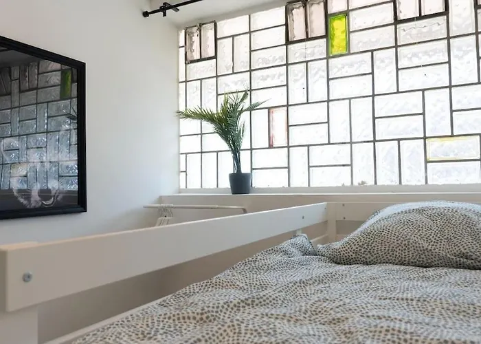 Old Pub In New Design For Up To 12 People Appartement